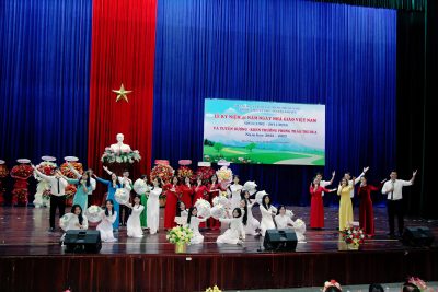 Lễ kỉ niệm 41 năm ngày Nhà giáo Việt Nam (20/11/1982 – 20/11/2023) và tuyên dương, khen thưởng phong trào thi đua năm học 2022 – 2023
